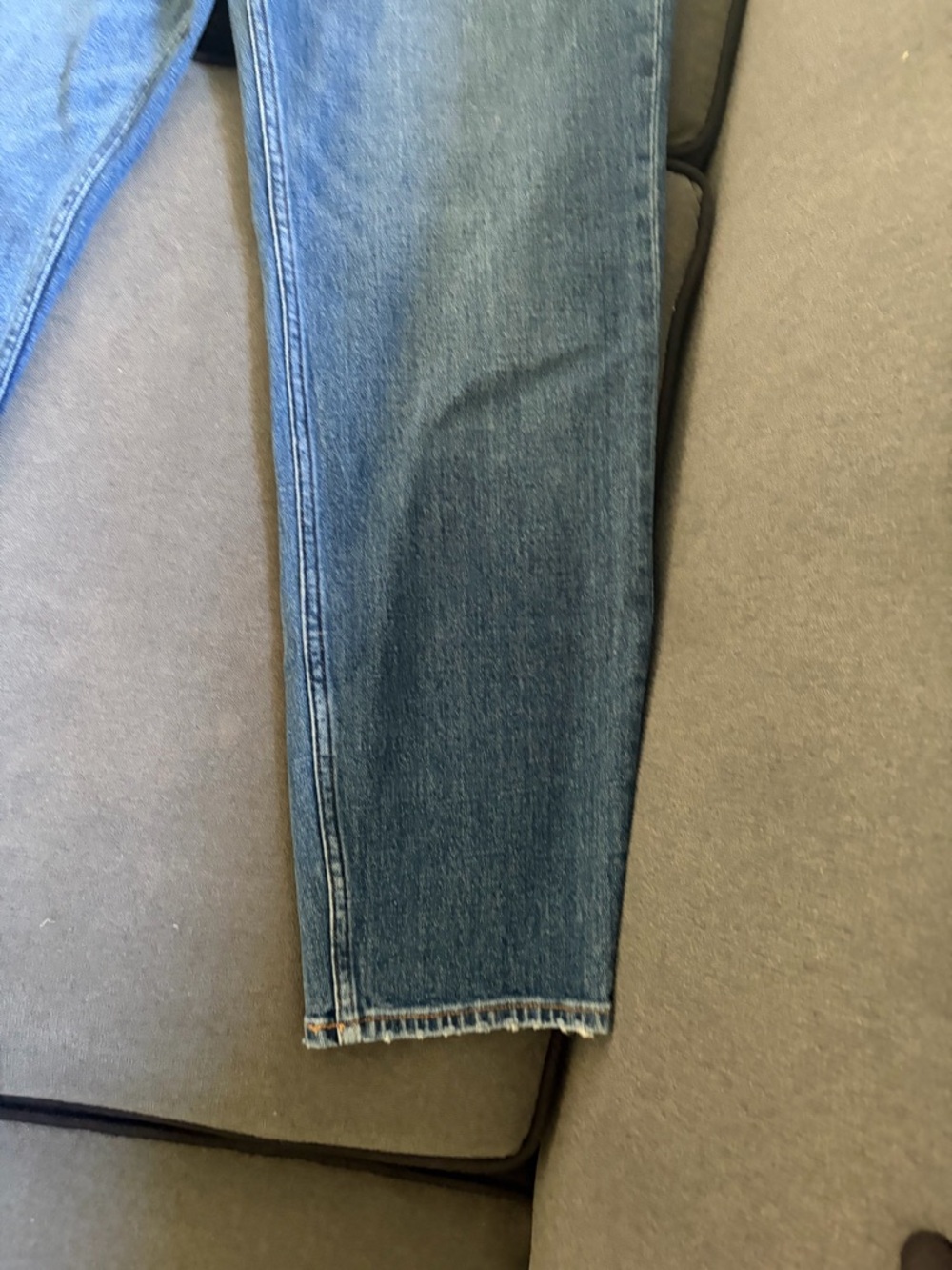 Abercrombie and Fitch High Rise Mom Jeans NWT 29 - Picture 5 of 9